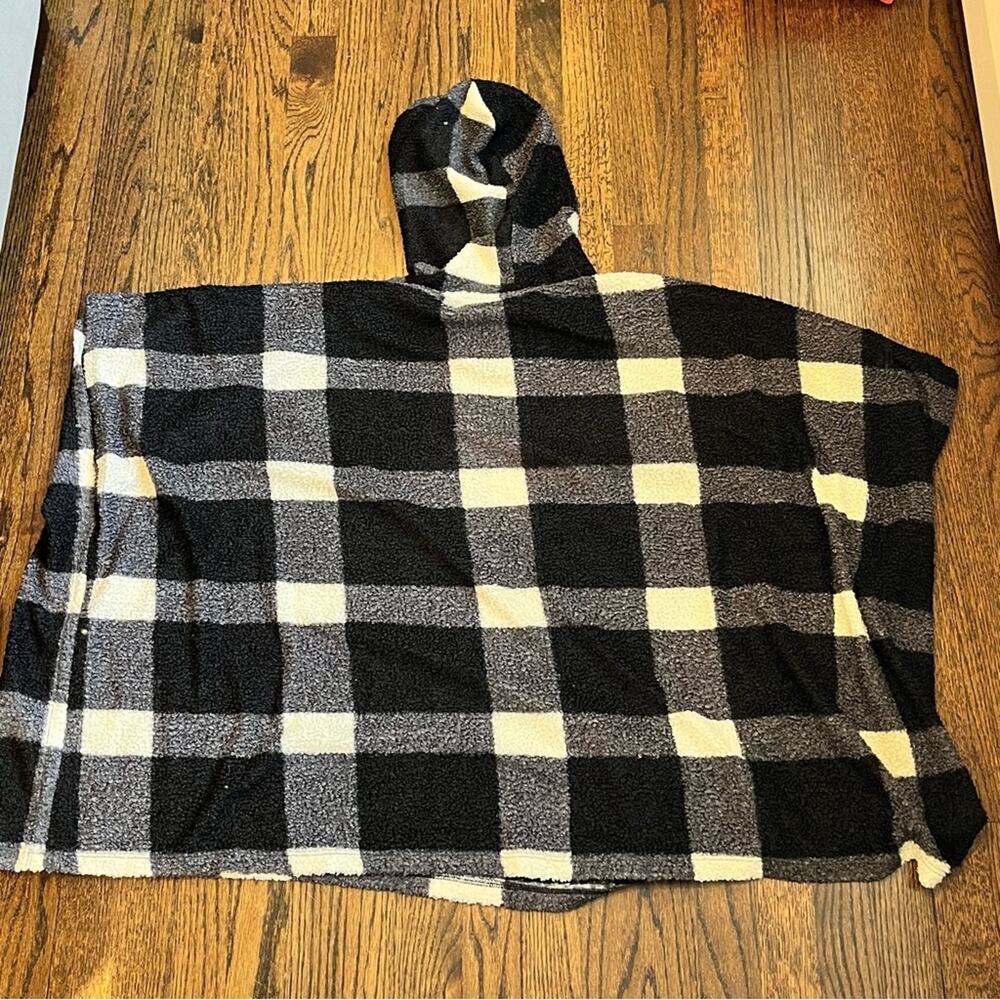 Lane Bryant Poncho Fluffy Comfy Cozy Winter Hooded Plaid Women's Plus Size 22/24 - Picture 4 of 4